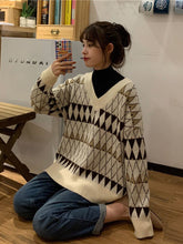 Load image into Gallery viewer, Pullover Sweater
